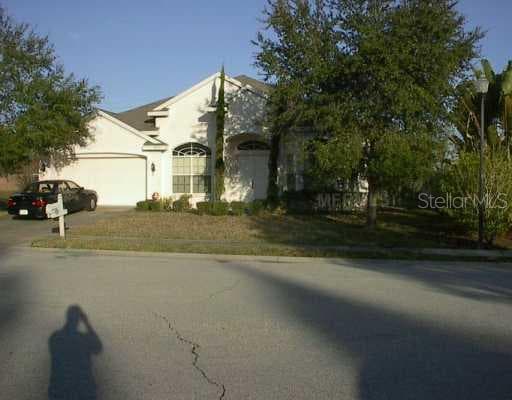 8627 BROOKWAY CREEK TAMPA, FL 33635