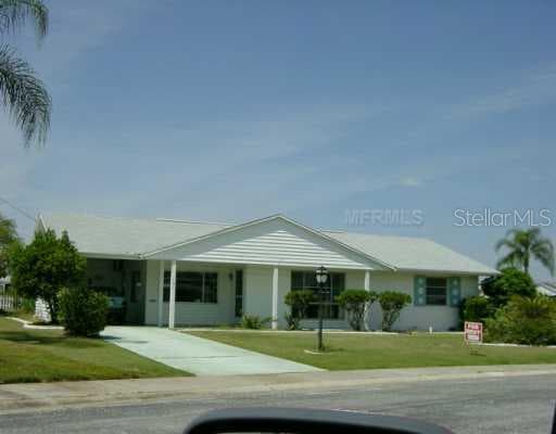 701 BEL AIR AVENUE SUN CITY CENTER, FL 33573