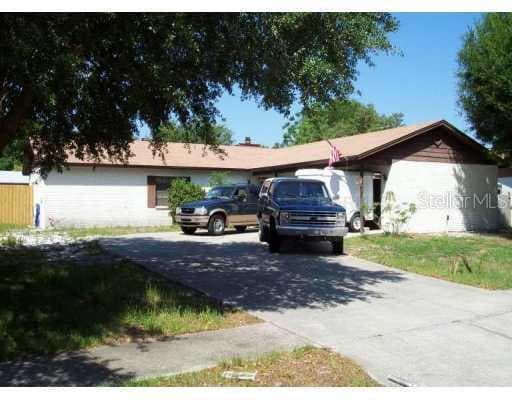3723 SAND PEBBLE DRIVE Valrico, FL 33594