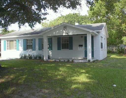 1504 SE ARRAWANA AVENUE SE TAMPA, FL 33629