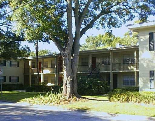 2207 CAROLINA AVENUE UNIT 29 Tampa, FL 33629