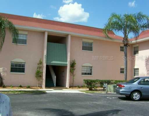 8812 BAY POINTE UNIT 202 TAMPA, FL 33615
