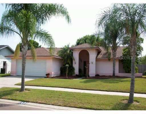 8620 CHADWICK DRIVE TAMPA, FL 33635