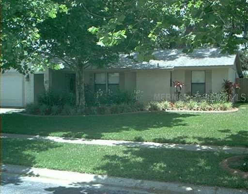1305 RUSTLING OAKS DRIVE Brandon, FL 33510