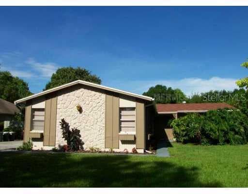 3059 LAKE PADGETT DRIVE LAND O LAKES, FL 34639