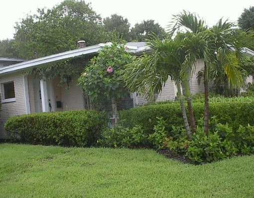 695 GENEVA PLACE TAMPA, FL 33606