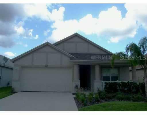 2604 AMBERSIDE WAY Wesley Chapel, FL 33543