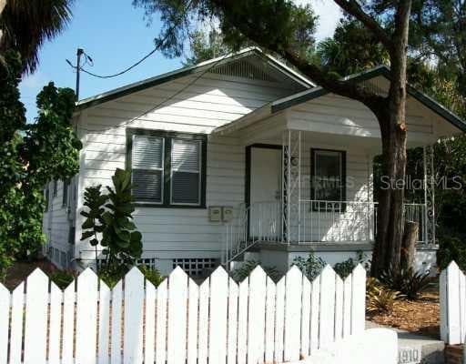 1910 E 4TH AVENUE E TAMPA, FL 33605