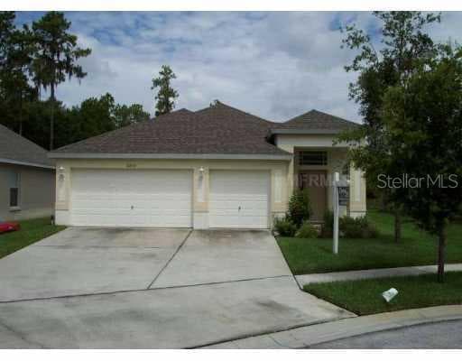 16930 HAWKRIDGE ROAD Lithia, FL 33547