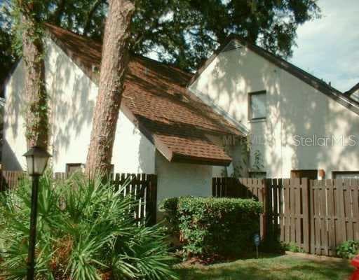 5602 ASHLEY OAKS DRIVE UNIT 17 Tampa, FL 33617