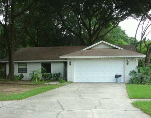 901 TRANQUILVIEW LANE UNIT 1 Valrico, FL 33594