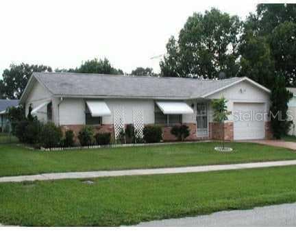 39442 9TH AVENUE Zephyrhills, FL 33542