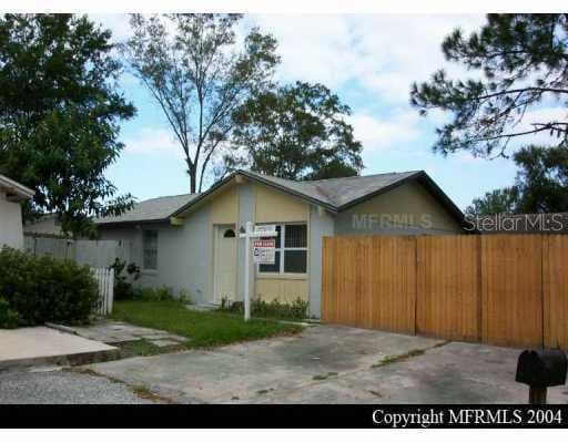 8512 WAYLAND COURT TAMPA, FL 33634