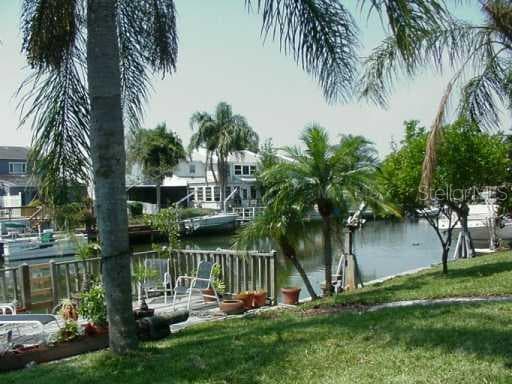 8722 PALISADES DRIVE TAMPA, FL 33615
