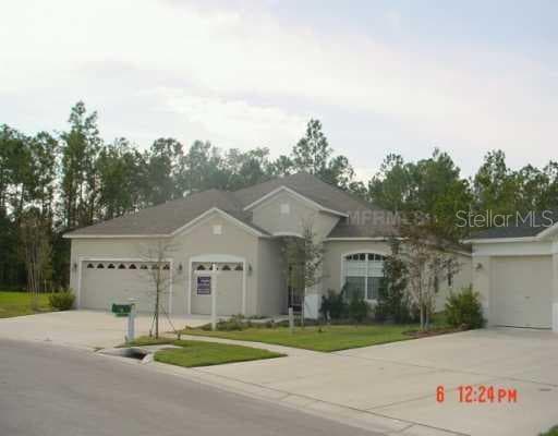 8208 SWANN HOLLOW DRIVE TAMPA, FL 33647