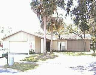 3812 LAKE GROVE COURT Brandon, FL 33511