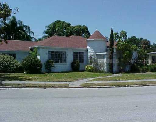 705 S BERMUDA TAMPA, FL 33605
