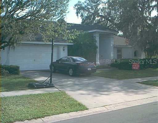 2319 MARSEILLE COURT VALRICO, FL 33594