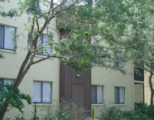 11721 RAINTREE VILLAGE UNIT C TAMPA, FL 33617