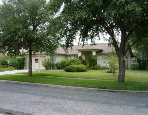 9736 CYPRESS SHADOW AVENUE TAMPA, FL 33647