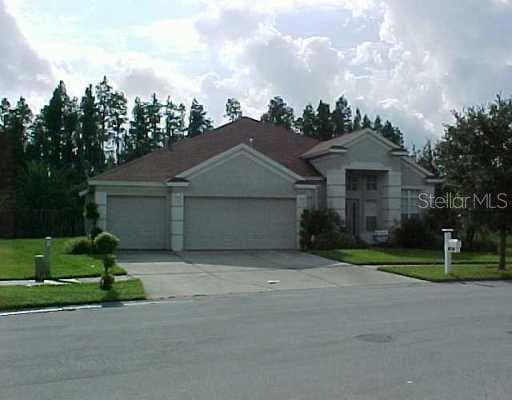 1452 YARDLEY DRIVE WESLEY CHAPEL, FL 33543