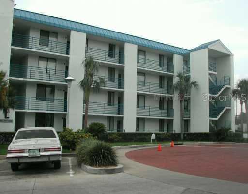 2424 W TAMPA BAY UNIT L203 TAMPA, FL 33607