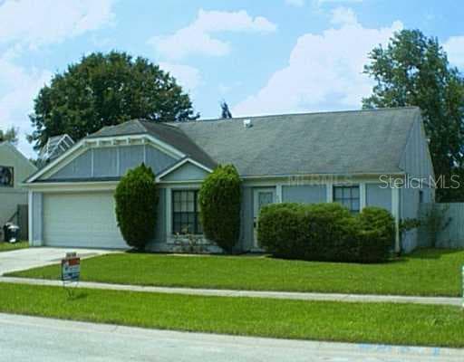 2613 S AMBERLY PLACE N SEFFNER, FL 33584