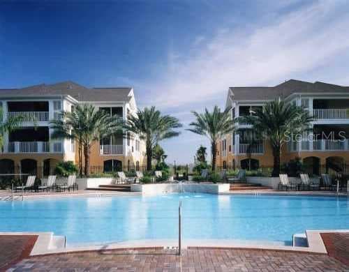 1203 HIGH HAMMOCK DRIVE UNIT 102 BRANDON, FL 33619