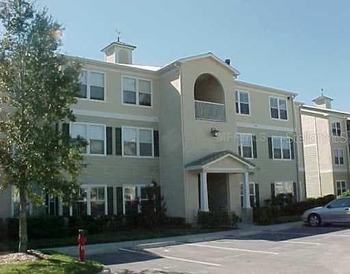 18183 BRIDLE CLUB DRIVE UNIT 18183 TAMPA, FL 33647