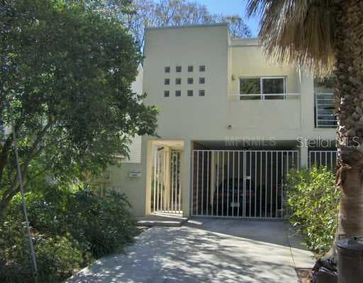 3306 W SANTIAGO STREET TAMPA, FL 33629