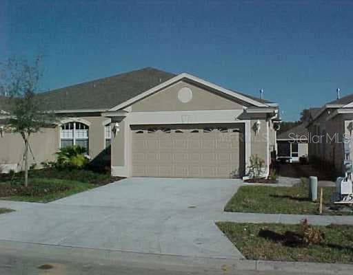 31753 BLYTHEWOOD WAY WESLEY CHAPEL, FL 33543