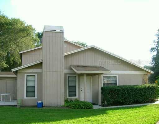 10027 LAKE OAK CREEK Tampa, FL 33624