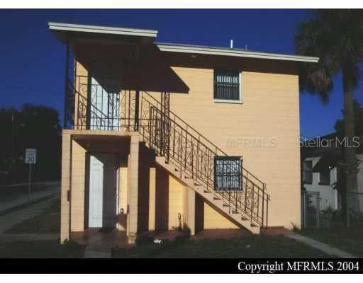2802 BANZA STREET TAMPA, FL 33605