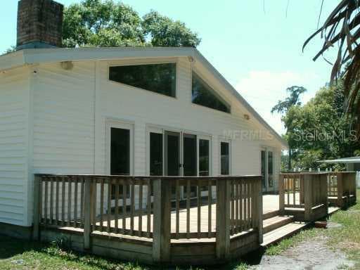705 CRYSTAL LAKE ROAD Lutz, FL 33548