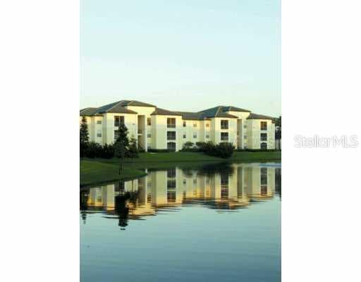 5825 Legacy Crescent PLACE UNIT 202 Riverview, FL 33569