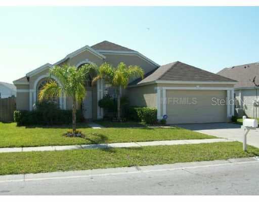 1121 ENGLISH BLUFFS COURT BRANDON, FL 33511