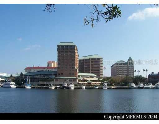 1002 S HARBOUR ISLAND UNIT 1511 TAMPA, FL 33602