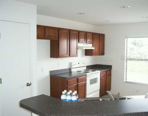 2604 Edgewater Falls Brandon, FL 33511