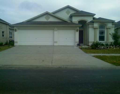 6819 GUILFORD BRIDGE DRIVE Apollo Beach, FL 33572