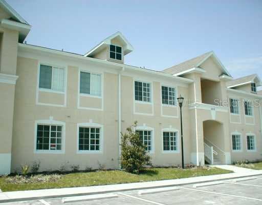 9525 Grovedale CIRCLE UNIT 201 Riverview, FL 33569