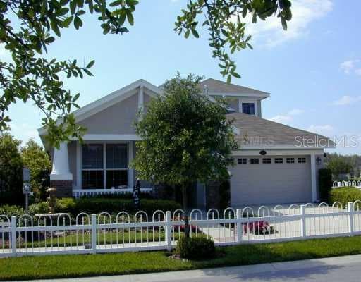 18012 LAKE REFLECTIONS LUTZ, FL 33558