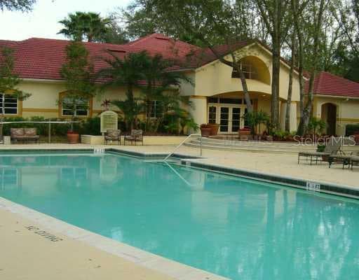 Pinnacle Heights CIRCLE Tampa, FL 33624