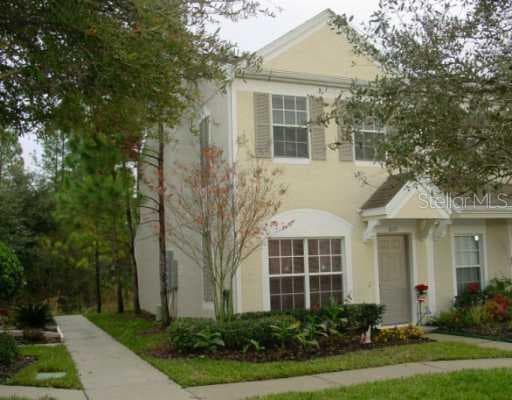 8628 HUNTERS KEY CREEK TAMPA, FL 33647