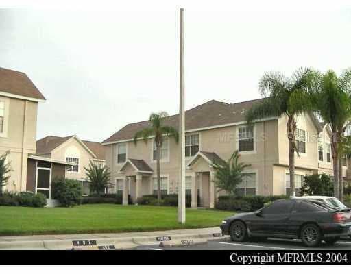 318 KENSINGTON LAKE CREEK BRANDON, FL 33511