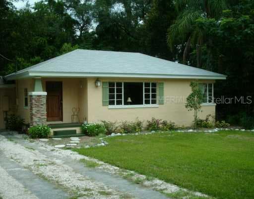 1406 E Henry Ave Tampa, FL 33604