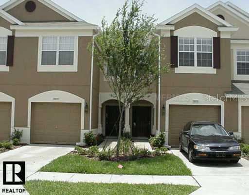 26635 CASTLEVIEW WAY WESLEY CHAPEL, FL 33543