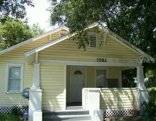 1202 E Curtis STREET Tampa, FL 33603