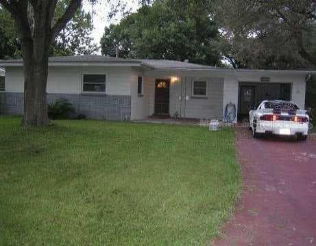 4711 W OAKELLAR STREET TAMPA, FL 33611