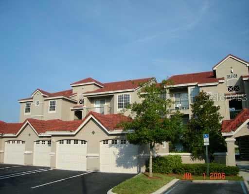18108 Peregrines Perch PLACE UNIT 311 Lutz, FL 33558
