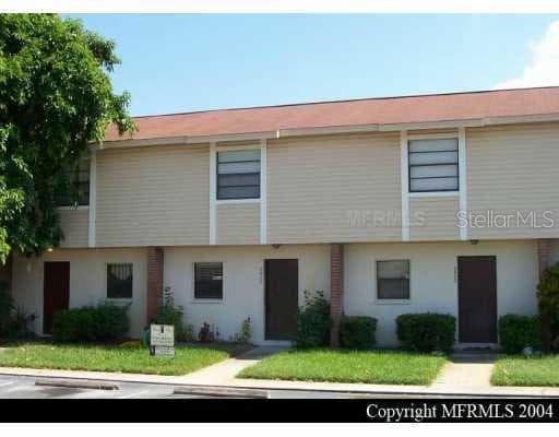 2025 PINE CHASE COURT TAMPA, FL 33613